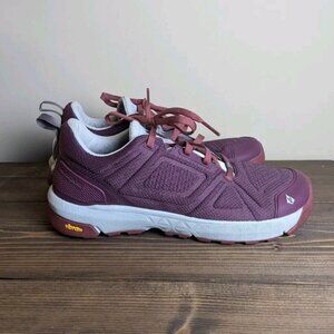 EUC Sz 8 Vibram Vasque Satoru Trail LT Womens Low Boot Hiking Burgundy Red